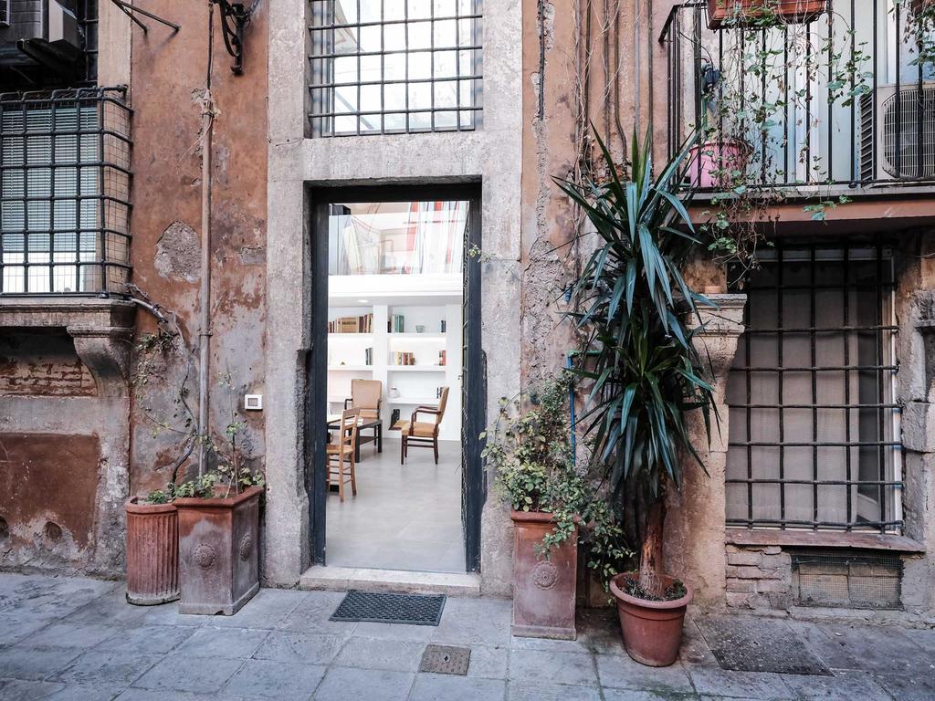 Ancient Trastevere Vespa Loft Rome Exterior photo